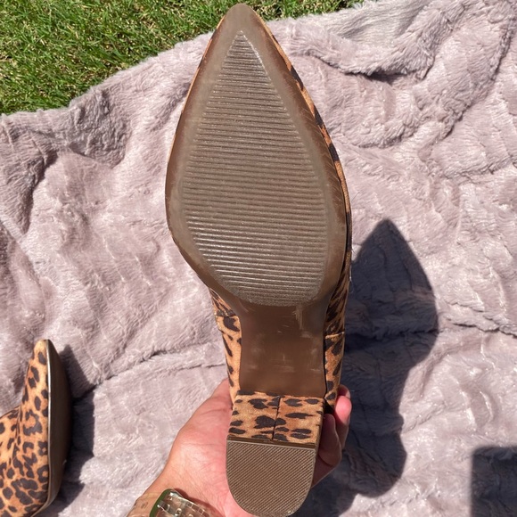 Heeled Booties Cheetah Print, Size 10 - Picture 8 of 8
